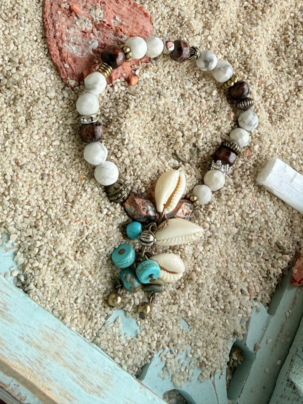 Summer boho + Baroque +White and Turquoise Shell Bead Necklace - Picture 2 of 7